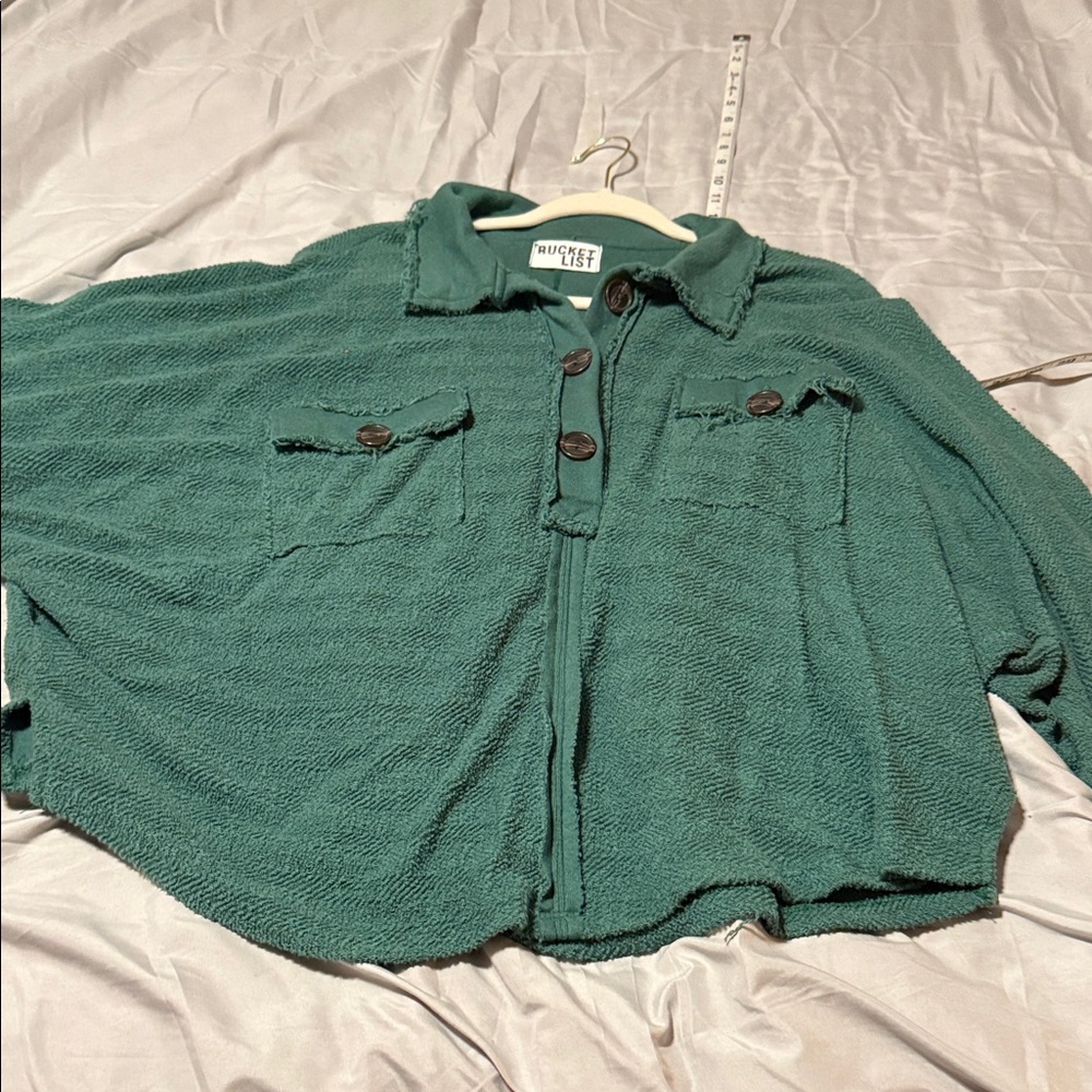 BUCKETLIST Green Oversized Button-Up Shirt - Picture 2 of 12